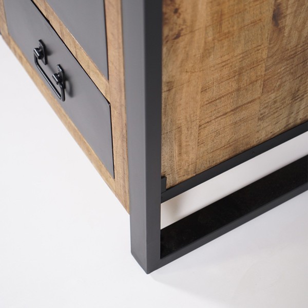 Buffet industriel en bois massif avec 2 portes et 3 tiroirs en métal noir 150 cm - Kansas