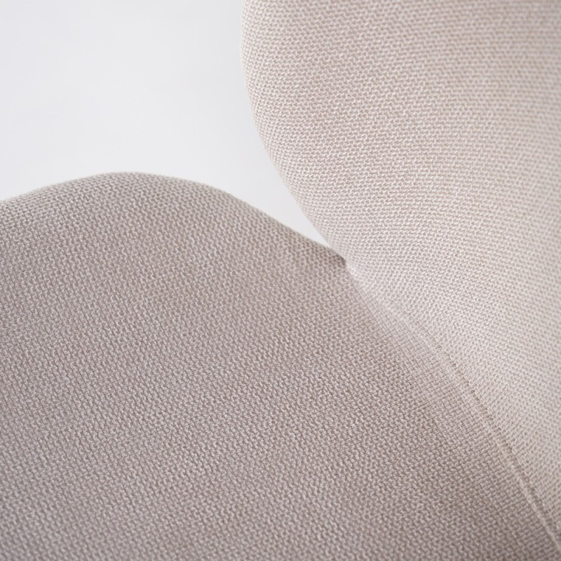 Chaise de salle à manger en tissu couleur sable et pieds en noir - Cloud