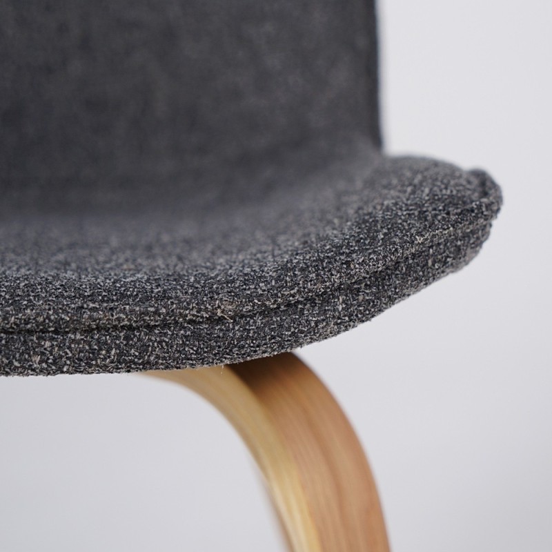 Chaise de salle à manger en tissu bouclé et pieds en chêne - Glee