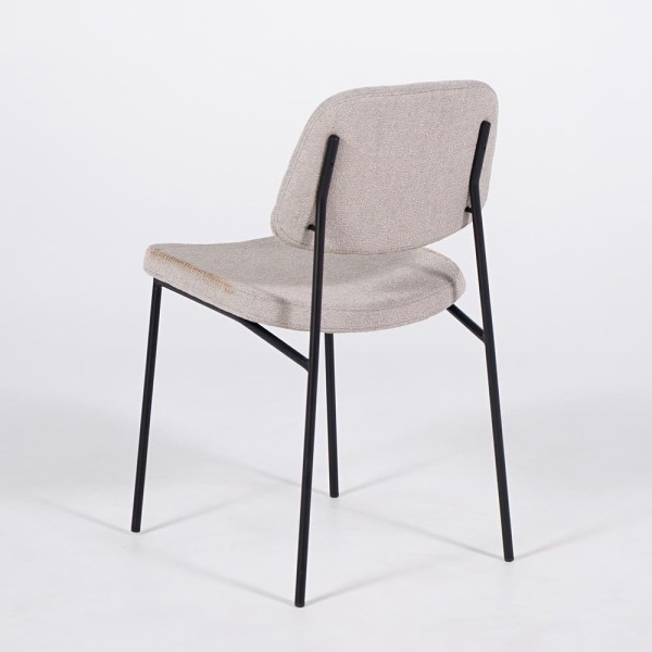 Chaise de salle à manger en tissu beige et pieds noirs - Menta