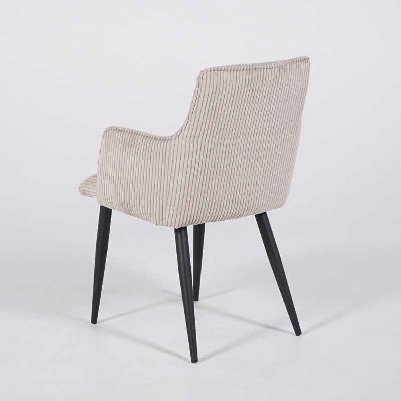 Chaise de salle à manger en velours beige et pieds en métal noir - Noa