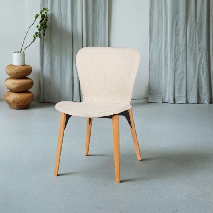 Chaise de salle à manger en tissu bouclé blanc et pieds en frêne clair - Paragon
