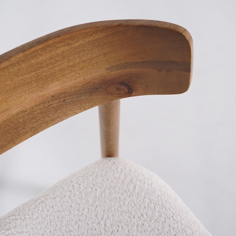 Chaise en bois et tissu bouclette blanc - Alba