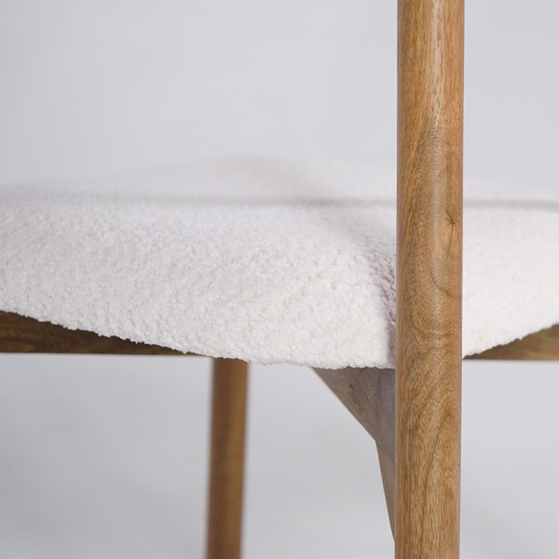 Chaise en bois et tissu bouclette blanc - Alba