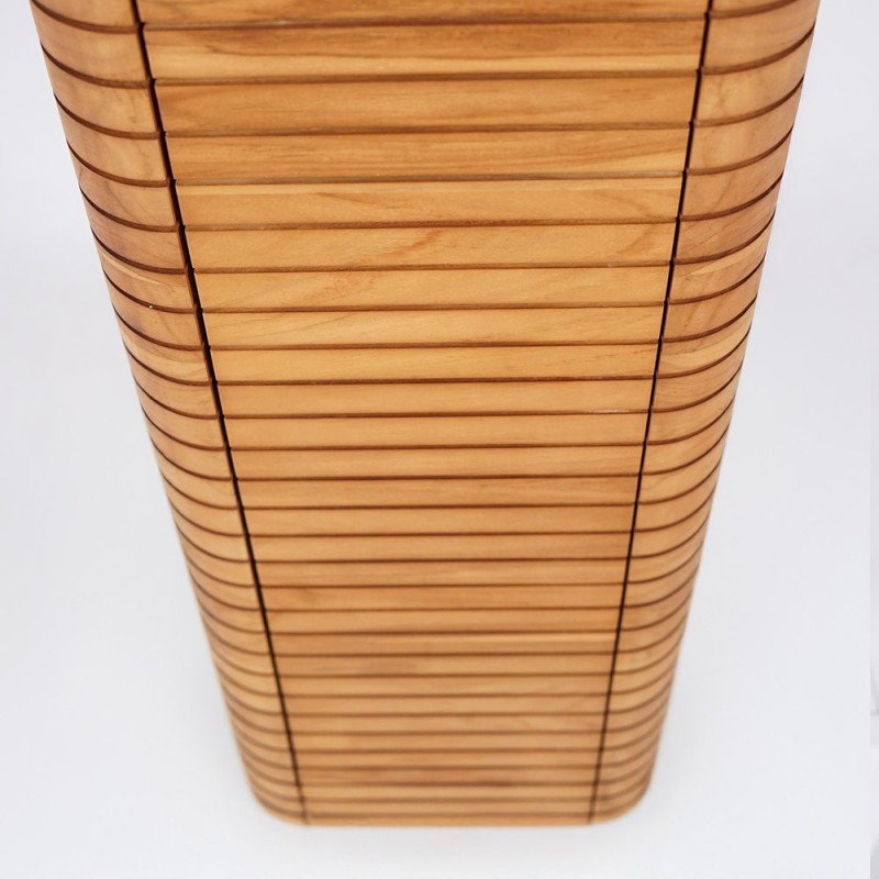 Colonne en rangement en bois de teck - Lattis