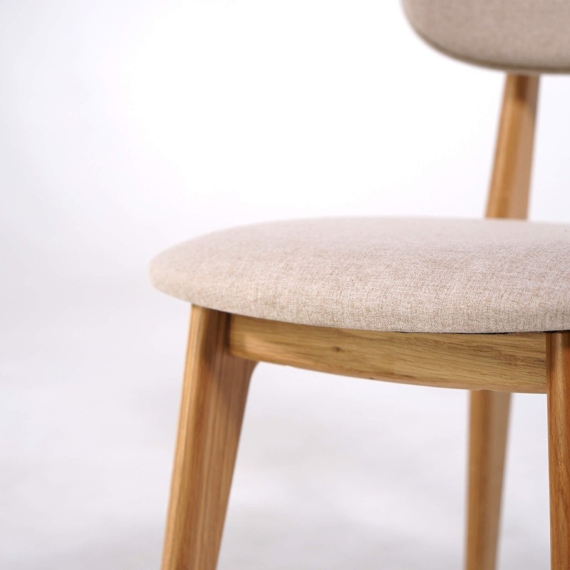 Chaise en bois massif de chêne et tissu beige - Skaga