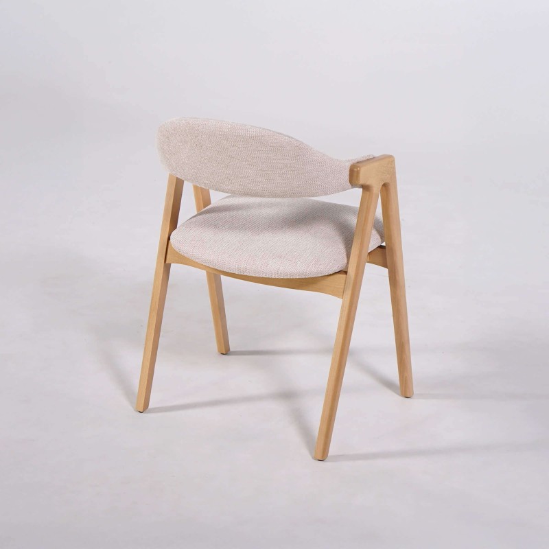 Chaise en bois naturel et tissu bouclé blanc - Lykke