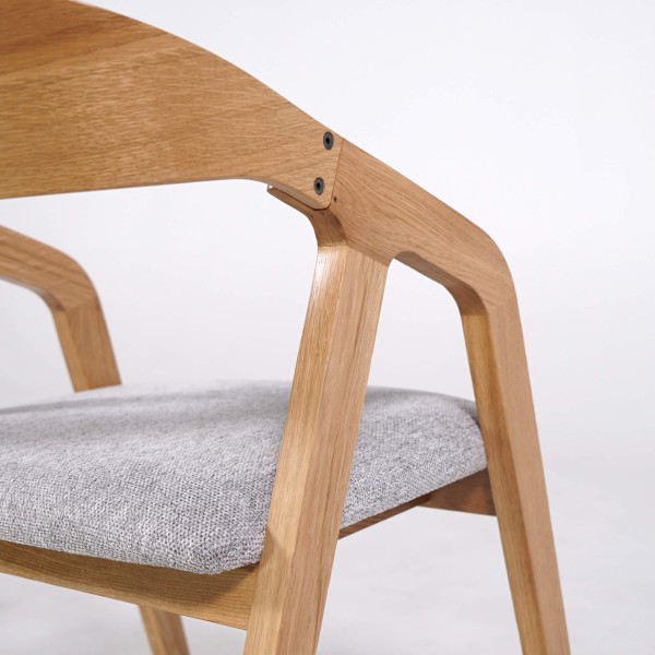 Chaise de salle à manger avec dossier et assise en tissu gris - Seren