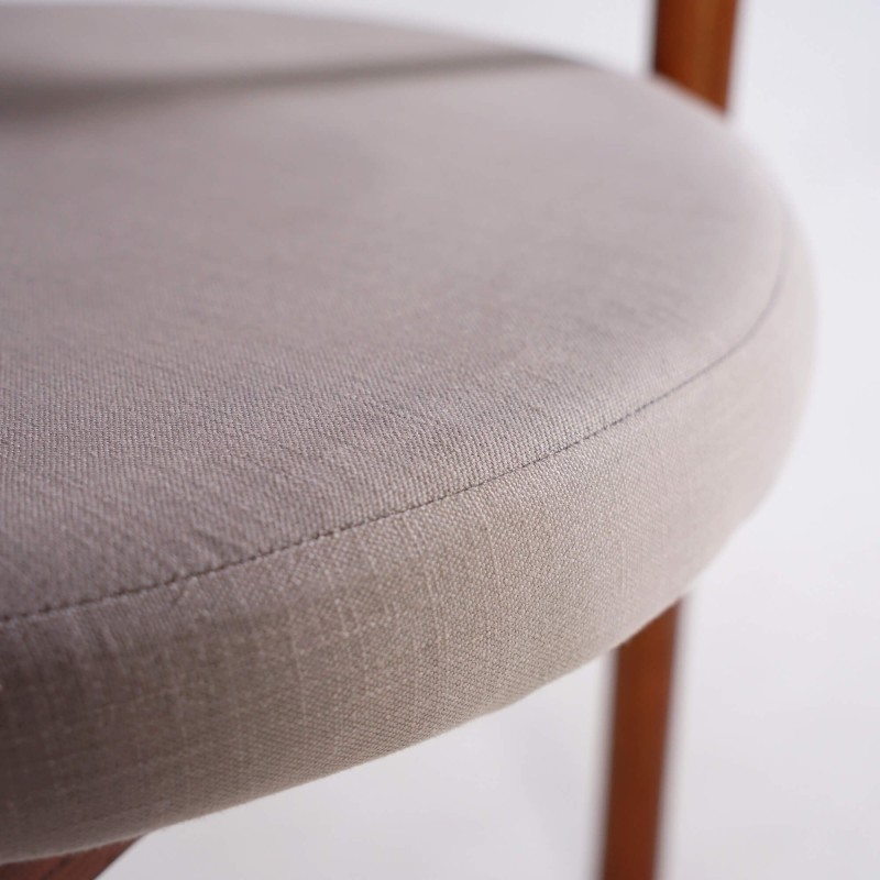 Chaise en bois et tissu - Prestige