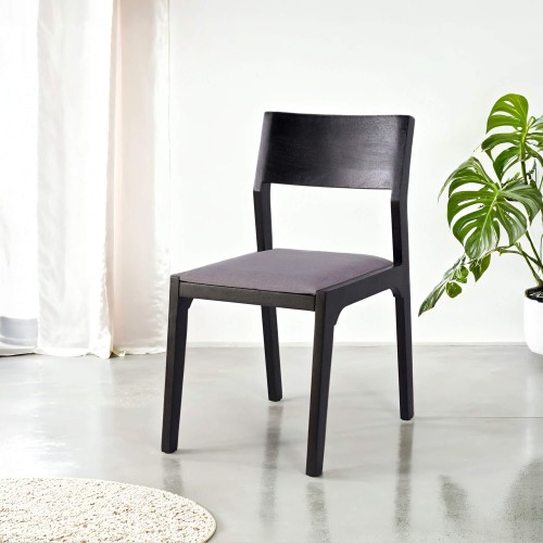 Chaise noire en bois naturel et tissu gris - Elegance