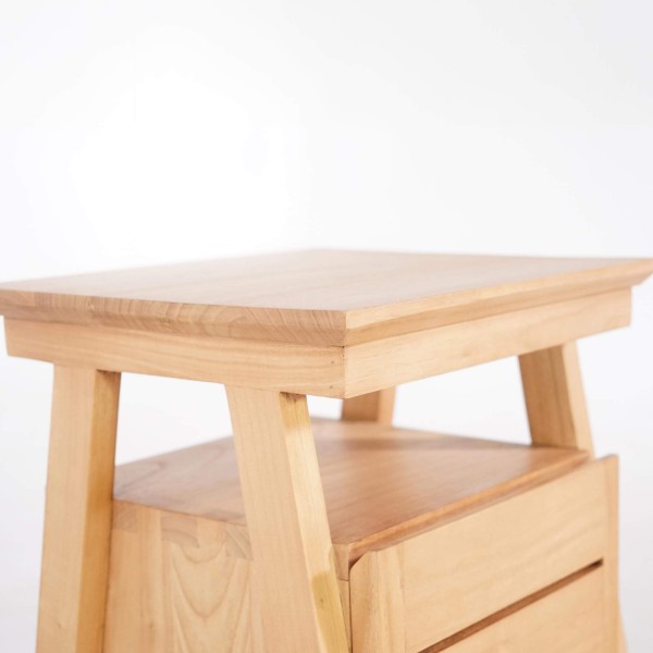 Table de nuit en bois naturel - Nandini