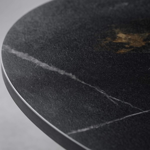 Set de 2 tables basses de forme organique en céramique