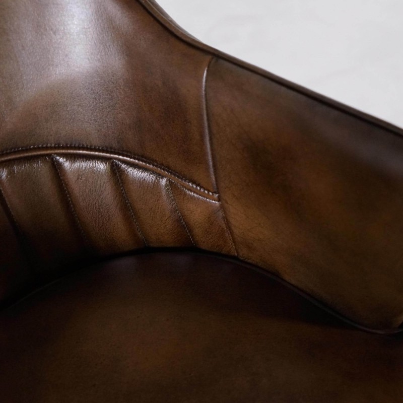 Chaise vintage en cuir avec accoudoirs - Yard