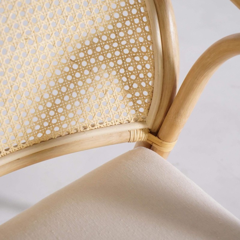 Fauteuil en rotin naturel et coussin beige - Yuki
