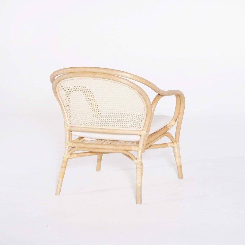 Fauteuil en rotin naturel et coussin beige - Yuki