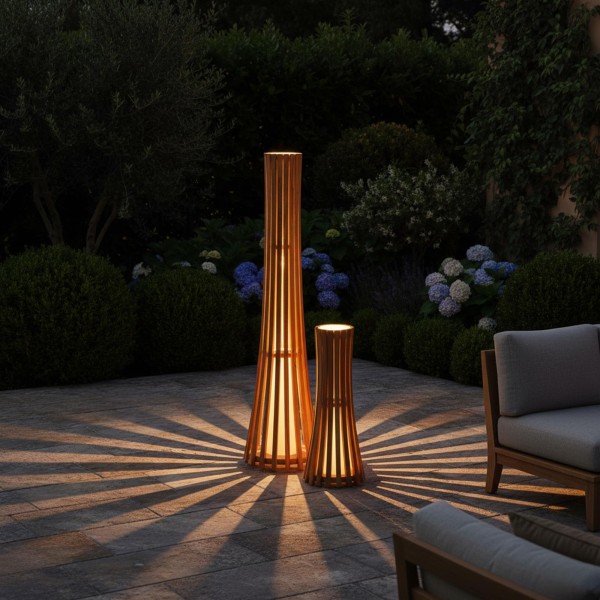 Lampe extérieur en bois de teck H100 cm - Liven