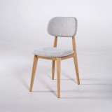 Chaise en bois massif de chêne et tissu gris - Skaga