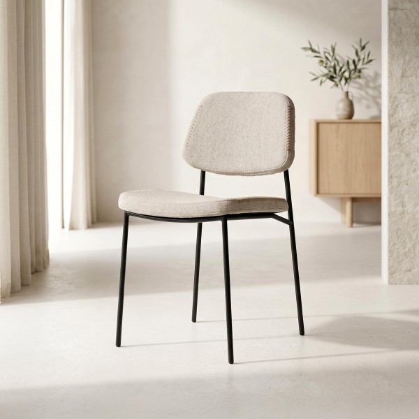 Chaise de salle à manger en tissu beige et pieds noirs - Menta
