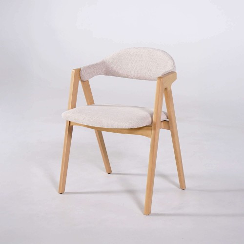 Chaise en bois naturel et tissu bouclé blanc - Lykke
