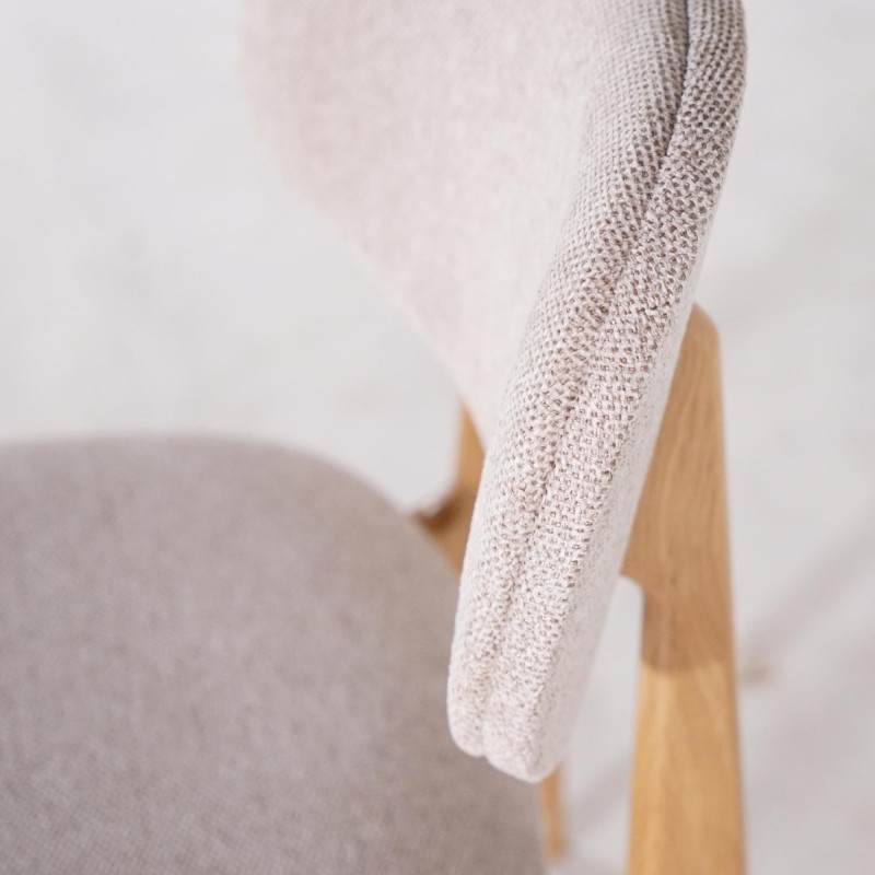 Chaise en bois massif de chêne et tissu beige - Skaga