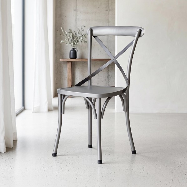 Chaise bistrot finition naturelle