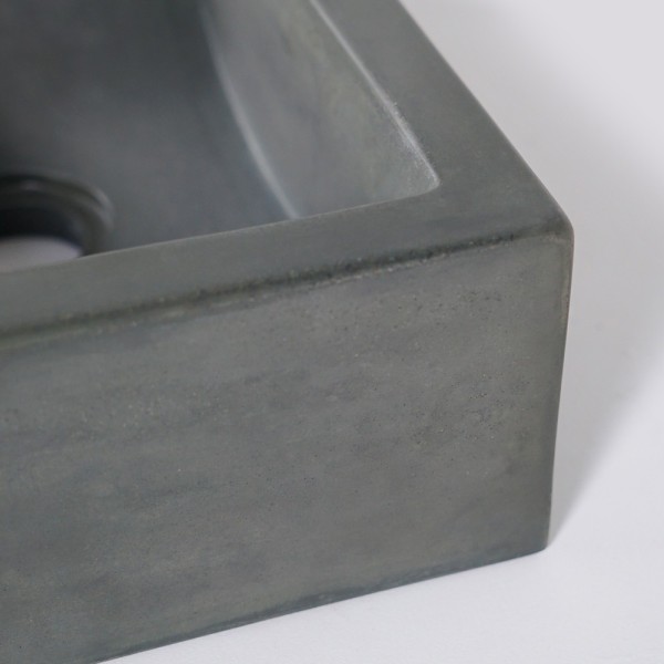 Petit lavabo pour toilettes à suspendre en béton - Core