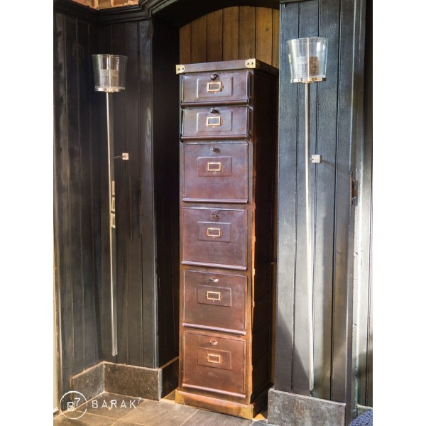 Meuble postier industriel finition rouille