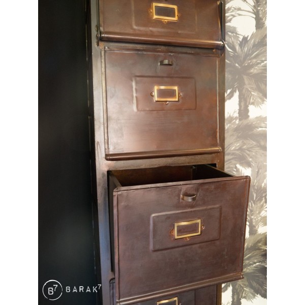 Meuble postier industriel finition rouille