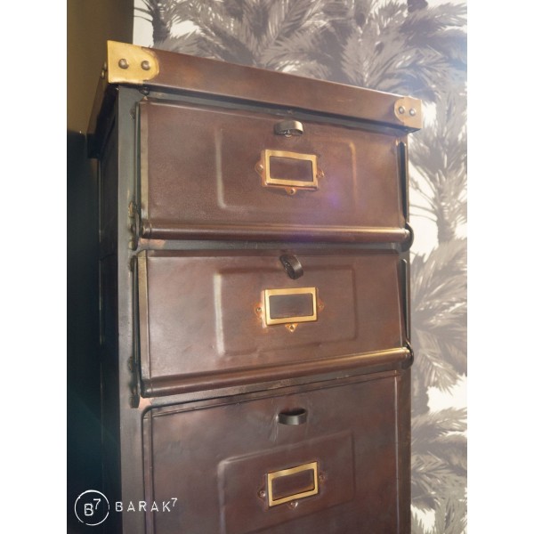 Meuble postier industriel finition rouille