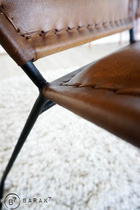 Chaise en cuir papillon - Paon