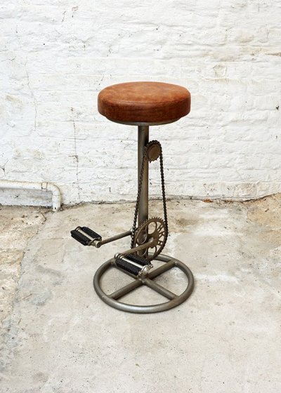 Tabouret de bar industriel à pédales