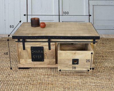 Table basse « Live with character »