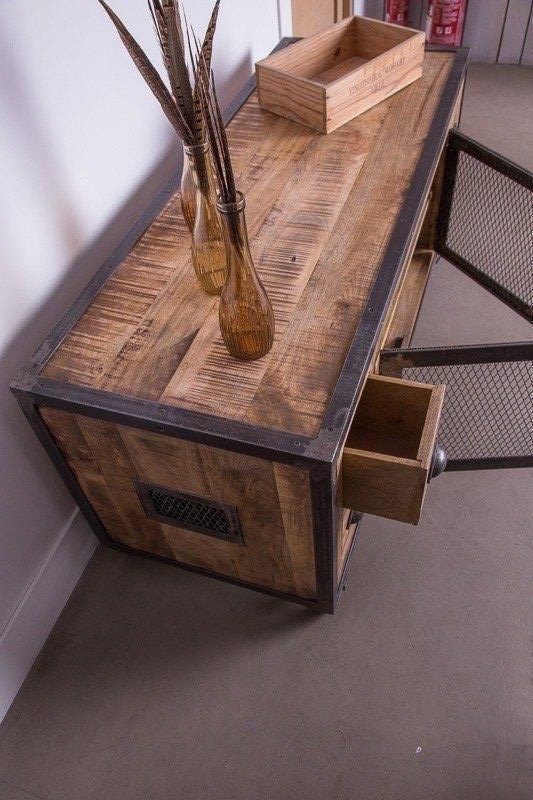 Meuble TV industriel 4 tiroirs finition antique