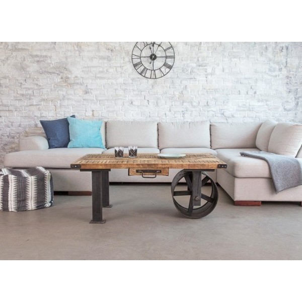 Table basse industrielle à roue carbone