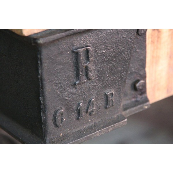 Table basse industrielle finition noir