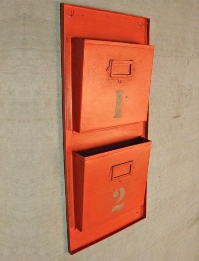 Porte revues industriel orange