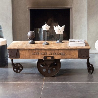 Table basse industrielle finition rouille