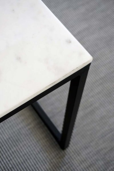 Table basse carrée en marbre blanc - Oslo