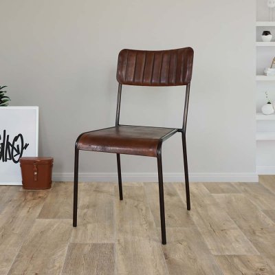 Chaise en cuir FRIENDS