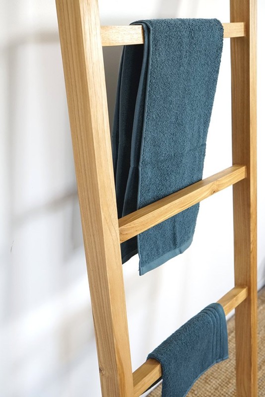 Échelle porte serviette en bois de teck 180 cm
