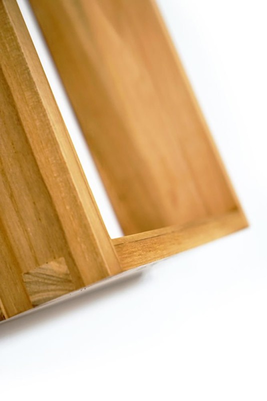 Etagère murale en teck 40 x 35 cm