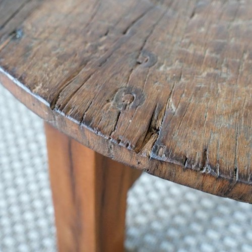 Table basse en bois recyclé ancien - Reborn