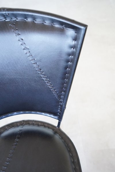 Chaise vintage metal et cuir noir SMART
