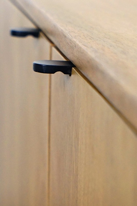 Meuble TV en bois massif 200 cm - Timea