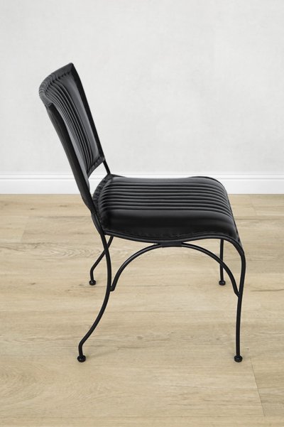 Chaise vintage en cuir COSY noire