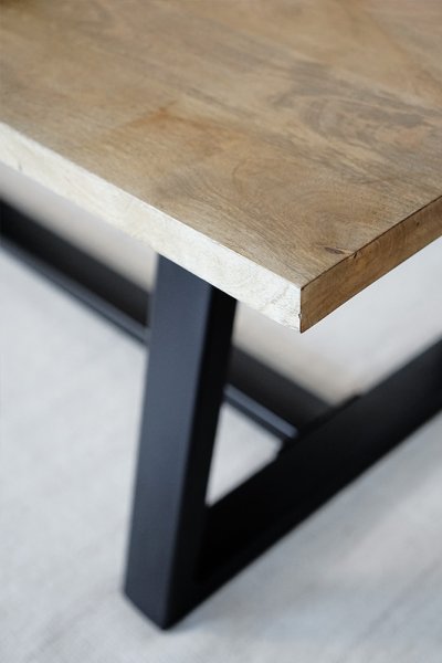 Table en bois massif 220 cm - Aurea