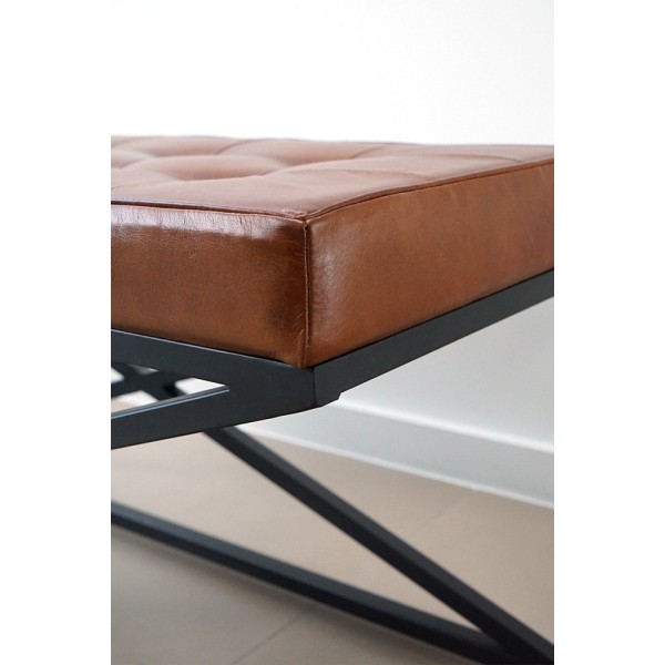 Banc en bois et cuir naturel