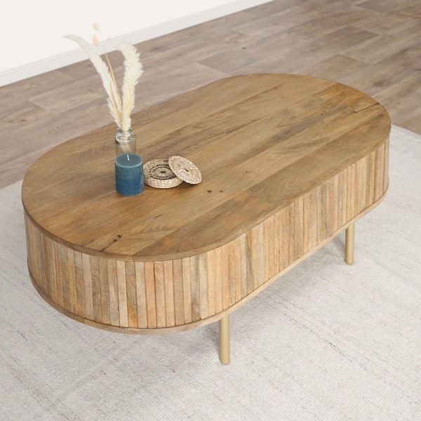 Table basse en bois massif avec pieds en laiton - Unami