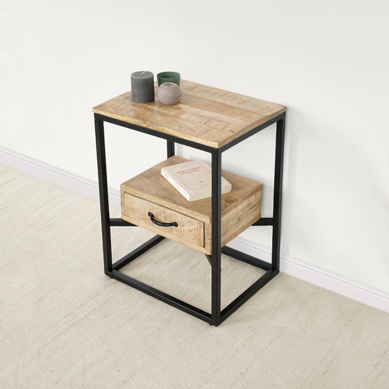 Table de nuit en bois naturel avec un tiroir