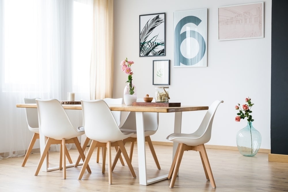 Le design simpliste d’une chaise scandinave